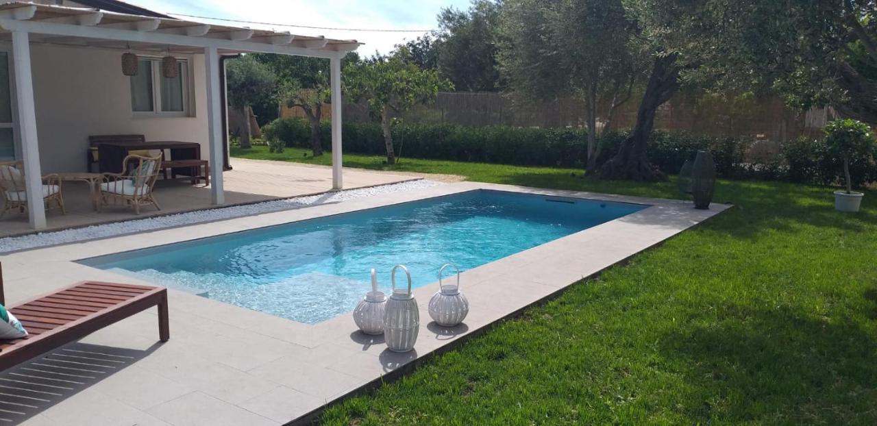 Villa Federica Con Piscina/With Pool Santa Maria Del Focallo Exterior photo